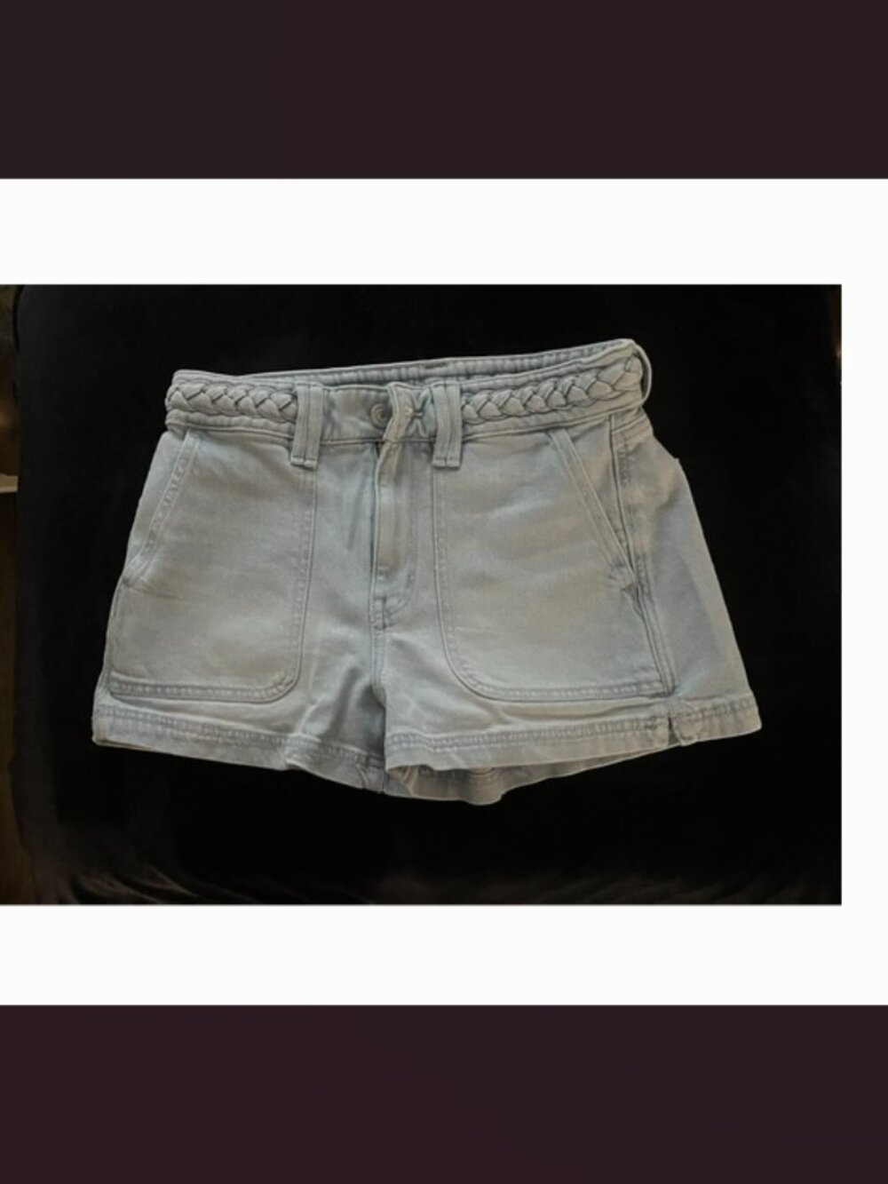 American Eagle Shorts Light Wash